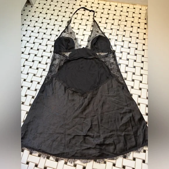 Victoria's Secret Black Lace Chemise - Picture 3 of 4
